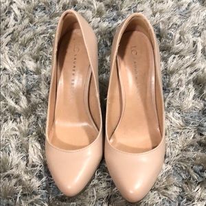 Nude Pumps